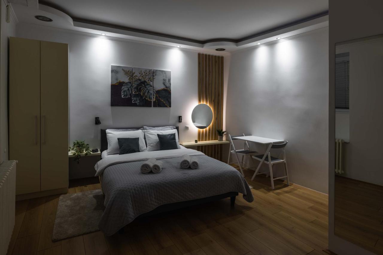 Old Town Rooms Novi Sad Exterior photo